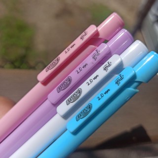 Lapiseira 2.0 Plástica Tom Pastel | Grip triangular ergonômico |  4 cores - BRW em Oferta na Shopee