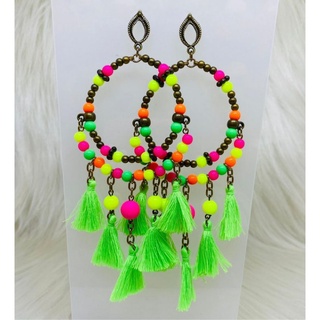 Brinco argola filtro dos sonhos coloridos moda hippie neon