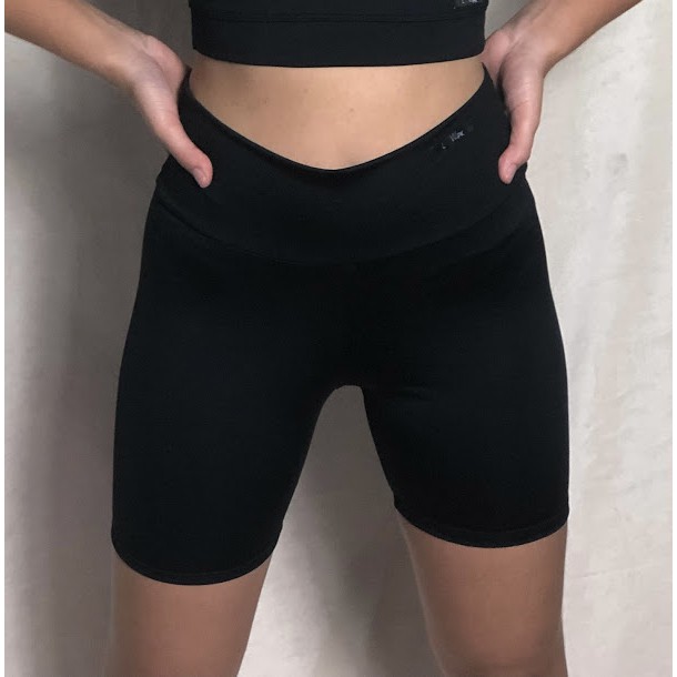 Bermuda Cintura Alta Academia Elastano Lycra Confortavel Short Biker Esporte Fitness Preto By Lovu
