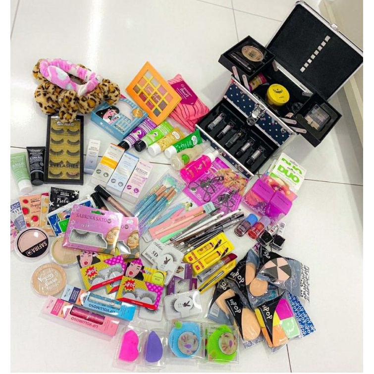 Kit Revendedor com Base Maquiagem e Acessórios para Revender Atacado Gold 5 itens gloss perfume