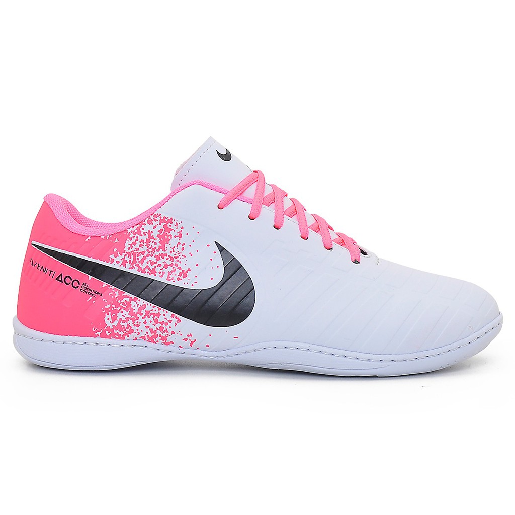 Tenis para jogar futsal hot sale feminino