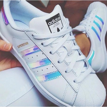 Tenis adidas best sale superstar holográfico feminino