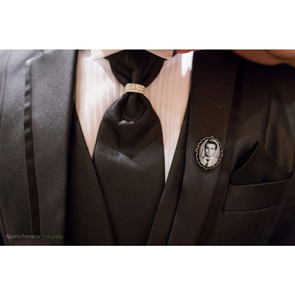 Broche para noivo lapela do terno em Oferta na Shopee