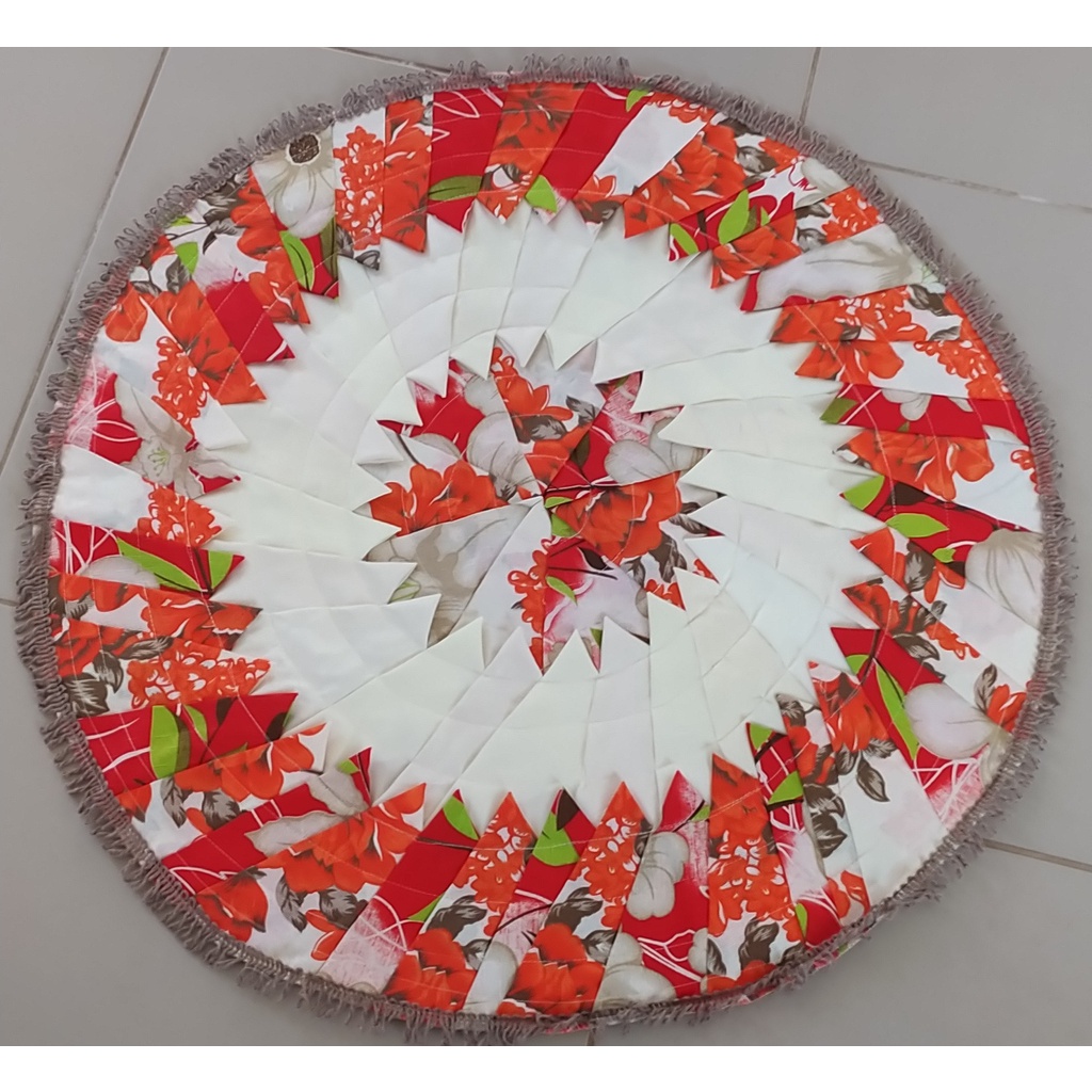 Tapete Redondo 70 cm em Retalho Sem Direito a Escolha