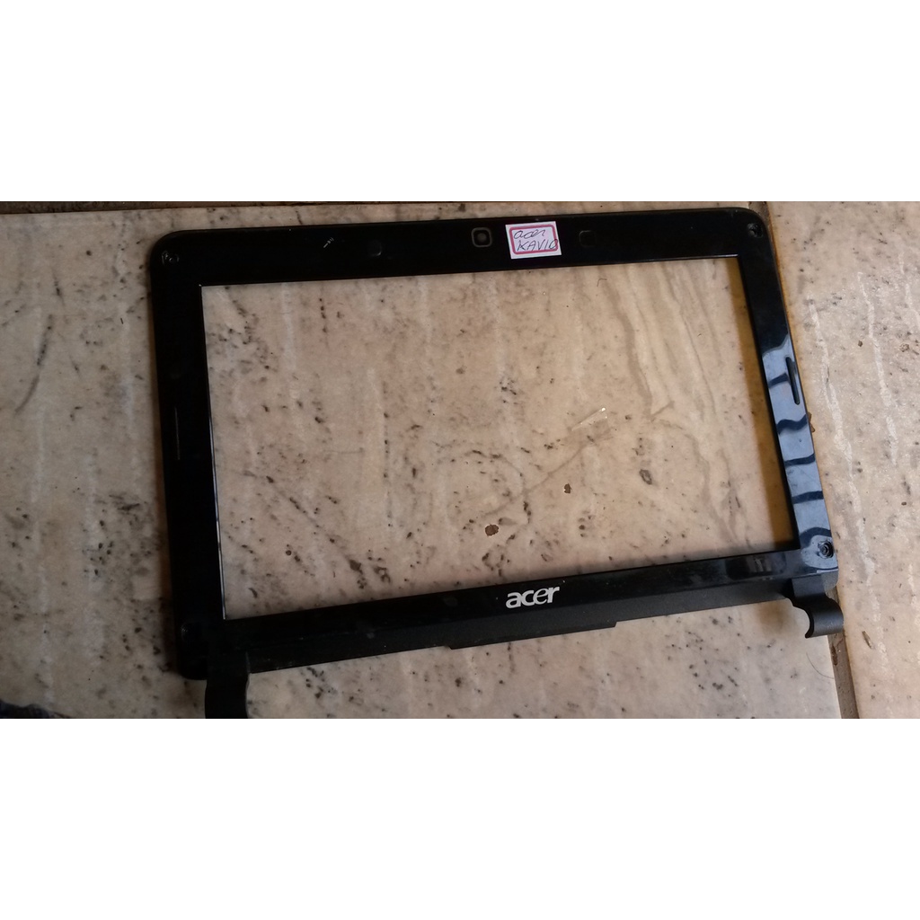 moldura frontal da tela Netbook Acer Kavio-cm2 usado bom estado