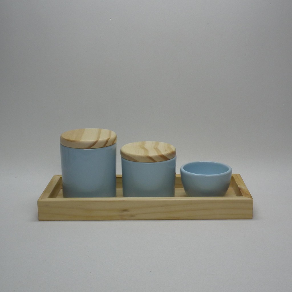 kit Higiene Bebe de Porcelana Azul Candy com Tampa Pinus com Bandeja de Pinus 13 x 33 cm