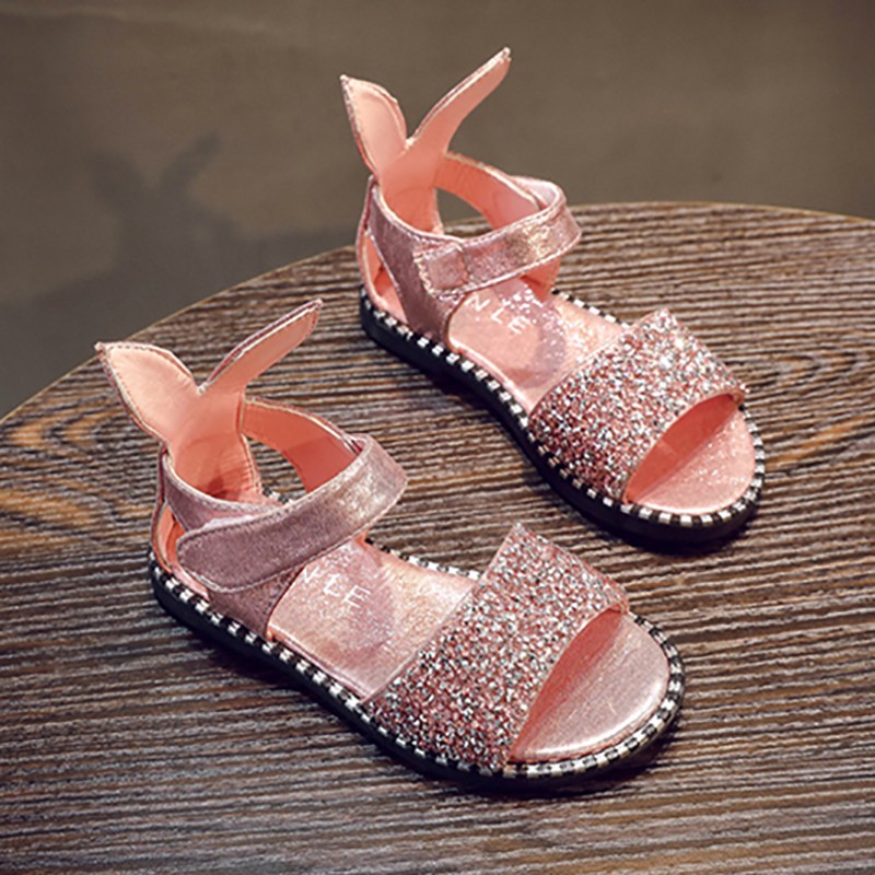 sandália de criança de 9 anos