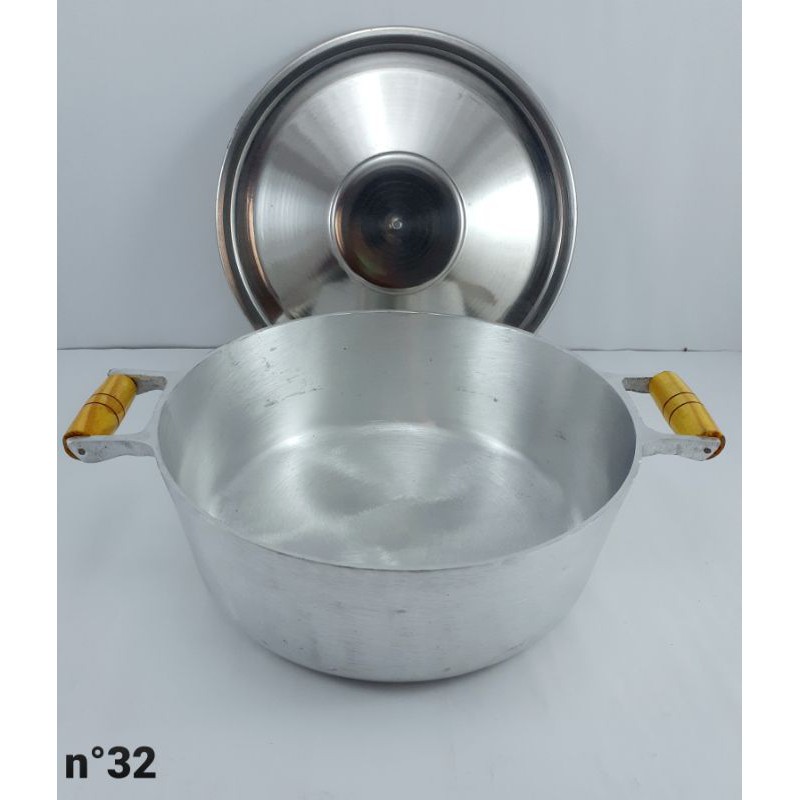 Panela num 32 em alumínio batido 7 L em Oferta na Shopee