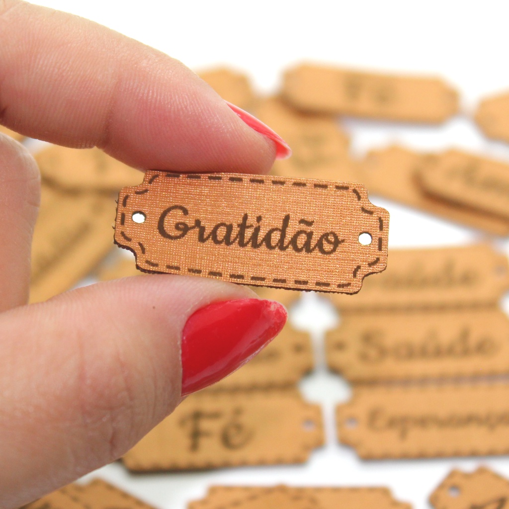 Etiqueta Couro Sintético Semente Do Bem Palavras Prontas 50u em Oferta na Shopee