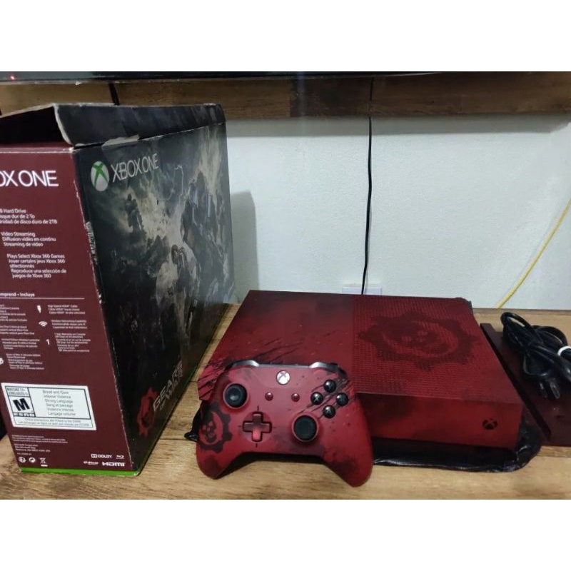 XBOX ONE S 2TB EDIÇÃO LIMITADA GEARS OF WAR 4 IMPECÁVEL Escorrega o Preço