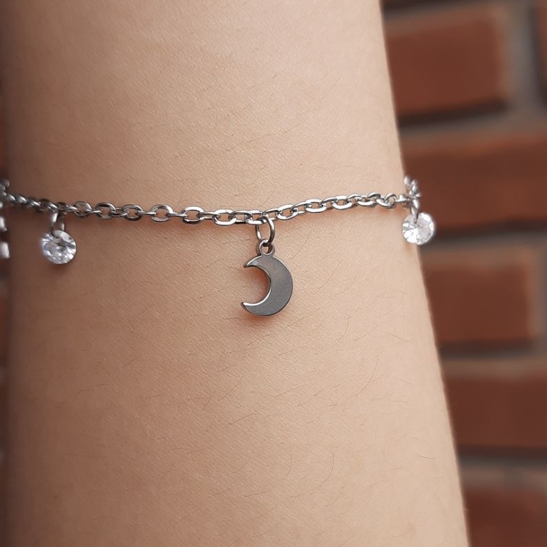 Pulseira Feminina Aço Inox com Lua e Estrela Pendurada Zircônia Branca com Extensor