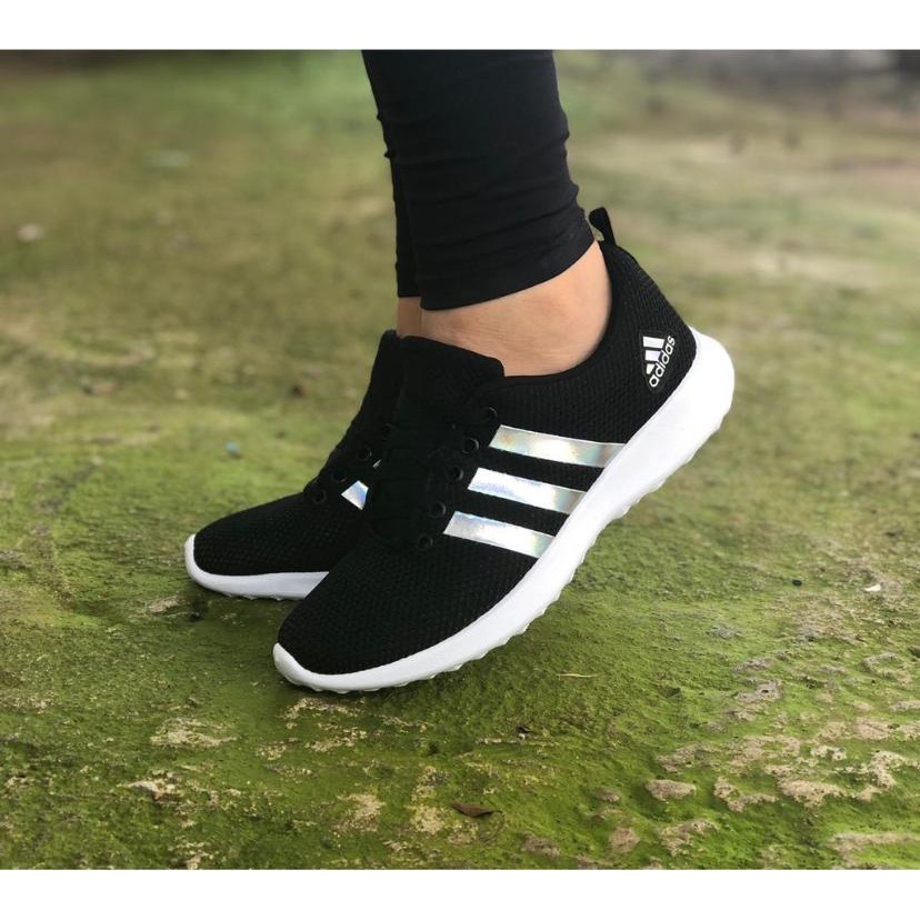 Tênis adidas preto e sales branco feminino