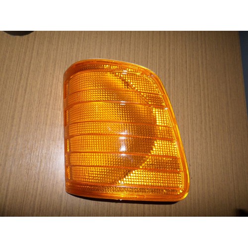 Lanterna Dianteira Mercedes Benz Caminhao 90/ Sinaleira Fron