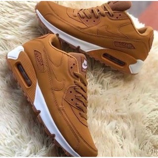 tênis nike air max 90 essential masculino marrom 40