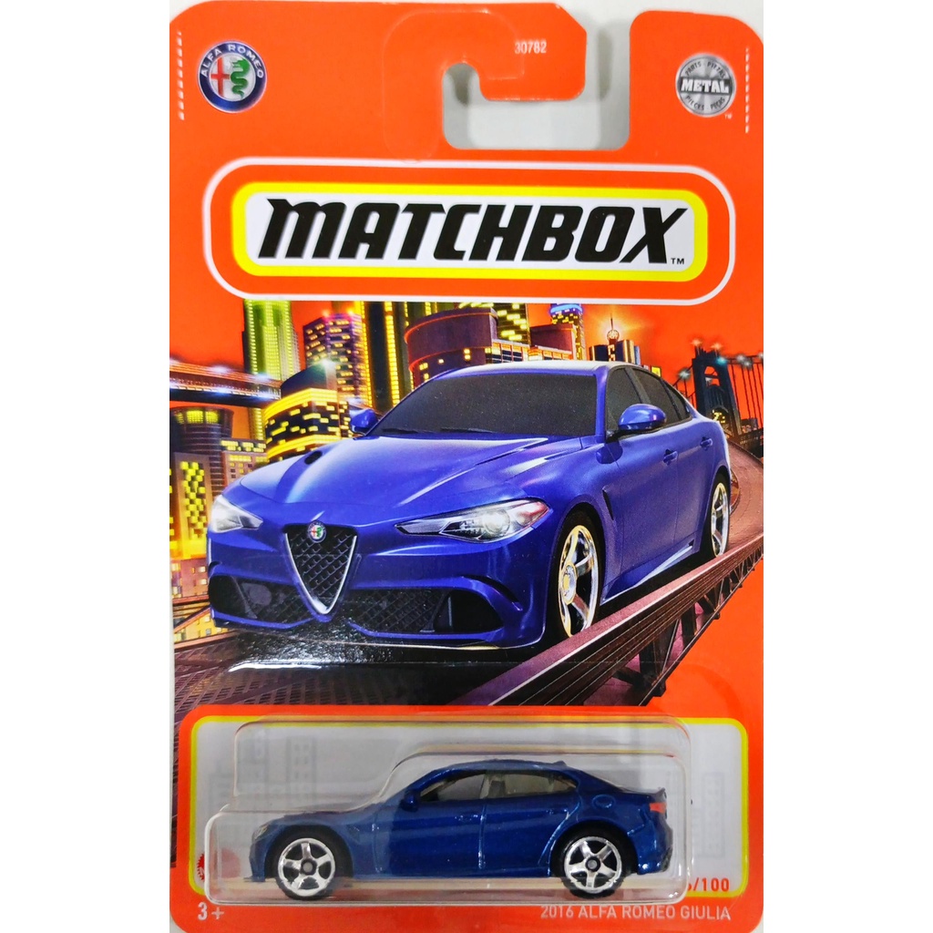 2016 Alfa Romeo Giulia -  Matchbox - 1:64 - Miniatura