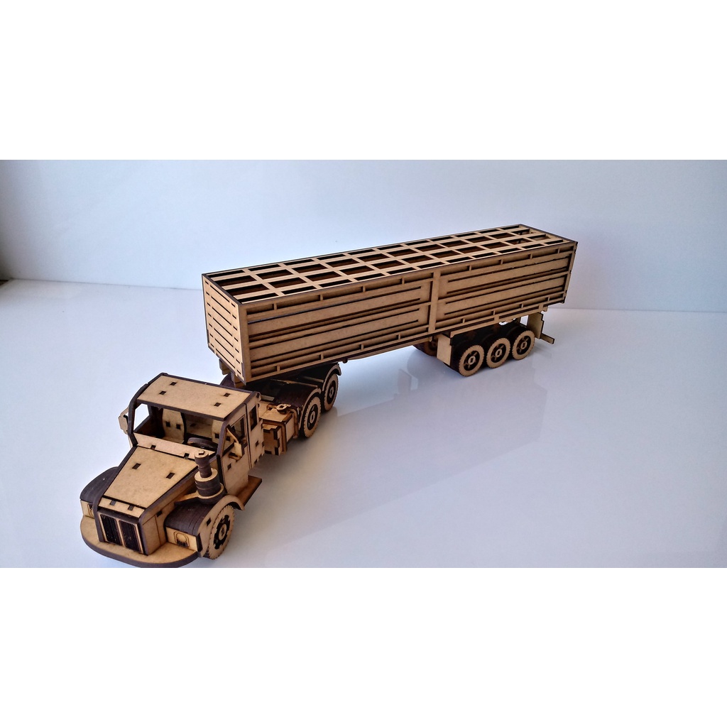 Miniatura Do Caminhão Scania Jacaré Boiadeiro já MONTADO em Mdf de 2,5 mm