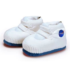 Pantufa Astro Do Basquete 3D Nasa Com Solado Emborrachado Antiderrapante Unissex