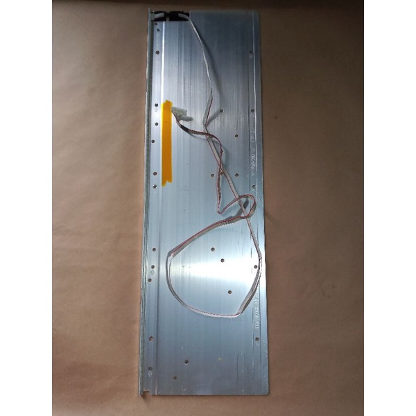 BARRA DE LEDS TV PHILIPS 46PFL5508G/78 ACOMPANHA  CHAPA DE ALUMÍNIO  E CABO SEMI NOVA