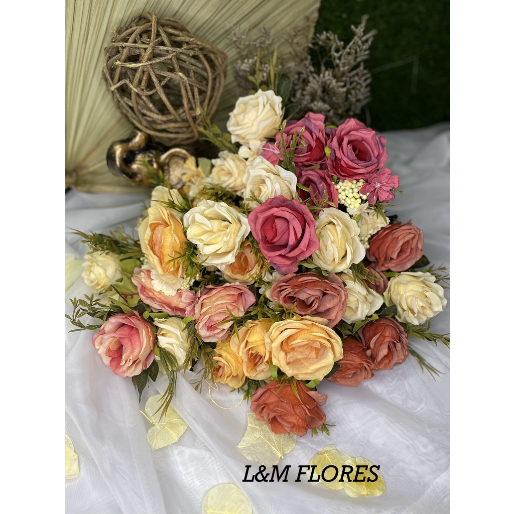 Buquê de Rosa artificial com 7 flores ideal para arranjos e decoração de  casamento, casa, festas e eventos | Shopee Brasil