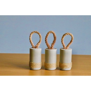 3 Pesos de Porta com Corda de Sisal Embaixo 1,5kg em Oferta na Shopee