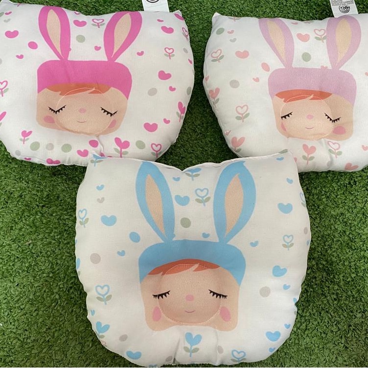 Travesseiro Almofada Anatômico (modelador) de Bichinhos para Bebê Apoio de Cabeça que previne cabeça chata Lindas Estampas Menino e Menina Promoção Atacado Brinquedo Pelúcia Angel Crianças Floresta Boneca Dreamtoo Angela Metoo Travesseirinho Sonho meu