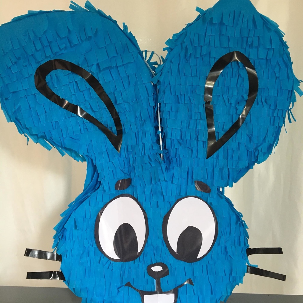 Pinhata Sansão com bastão, tapa olhos e confetes em Oferta na Shopee