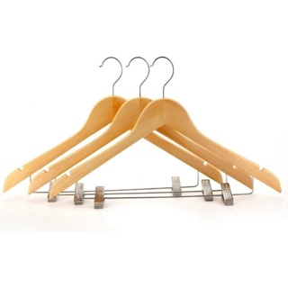 cabide de madeira tradicional/com barra/com presilha 45cm em Oferta na Shopee