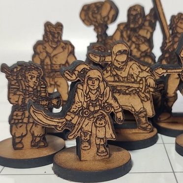 Herois em Miniatura para RPG em MDF (Guerreiro, ladino, druida, artifcer e etc)