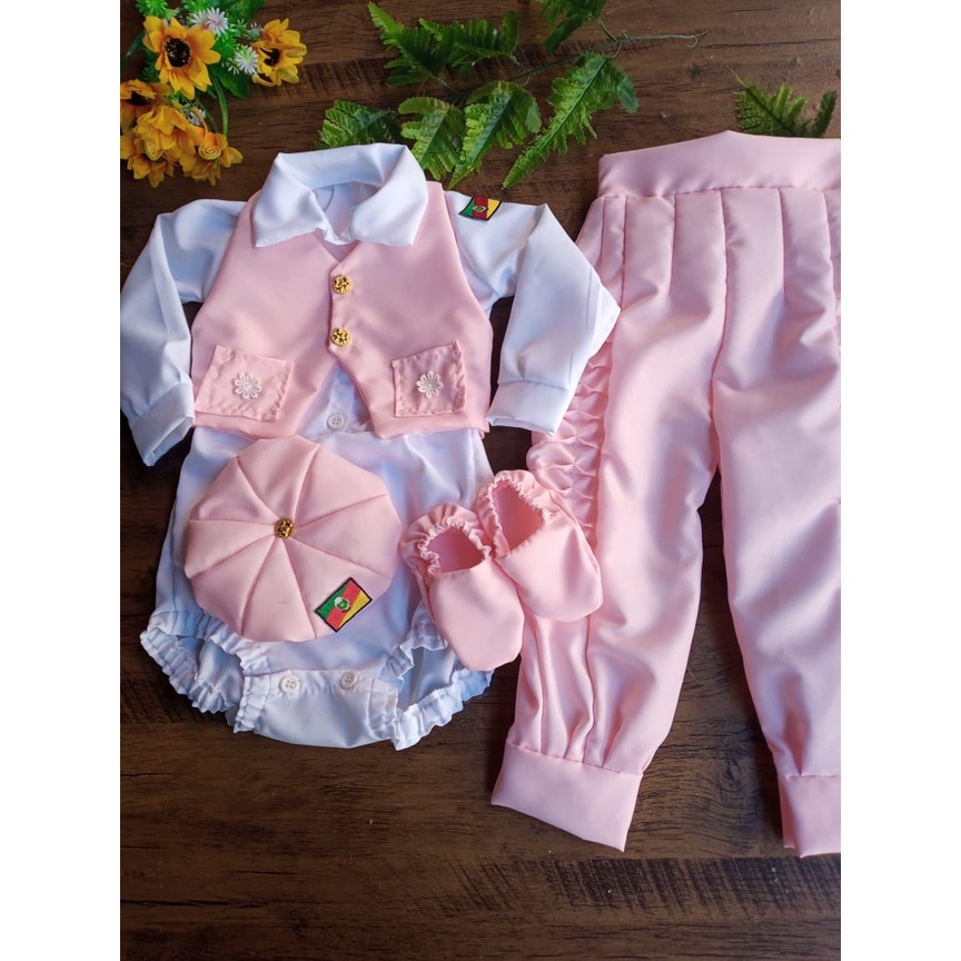 Pilcha de gaúcho infantil Rosa Bebê-> bombacha, colete, boina, lenço, alpagarta e body -> Saída de Maternidade