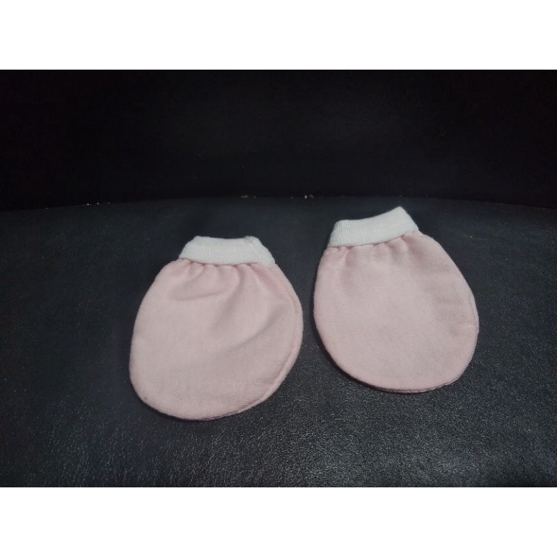 Meia rosa clara de Boneca bebê Reborn linda na promoção