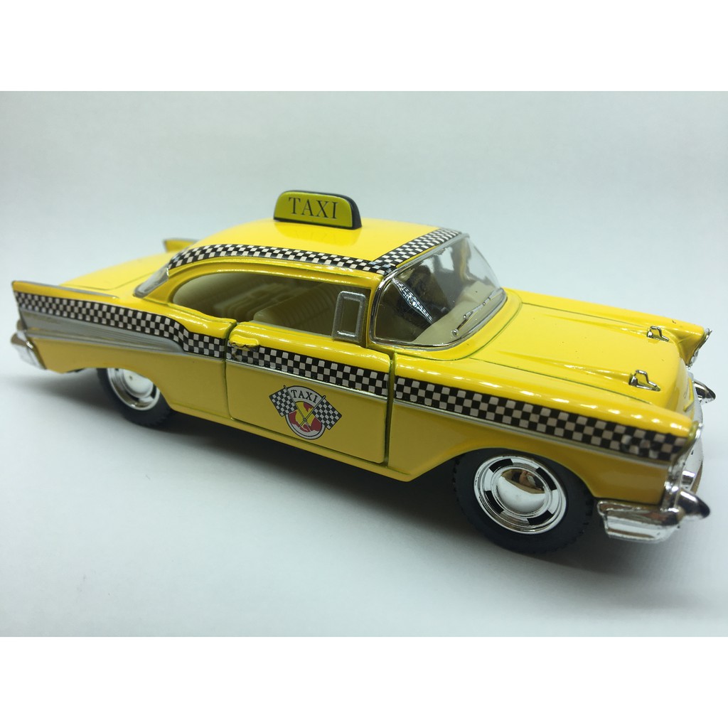 Miniatura Taxi Chevrolet Bel air 1957 escala 1/38