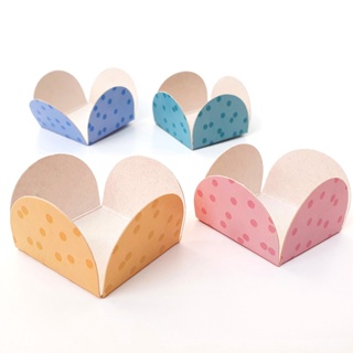 50 Forminhas Para Doces -  4 Pétalas Poá em 4 Cores. em Oferta na Shopee