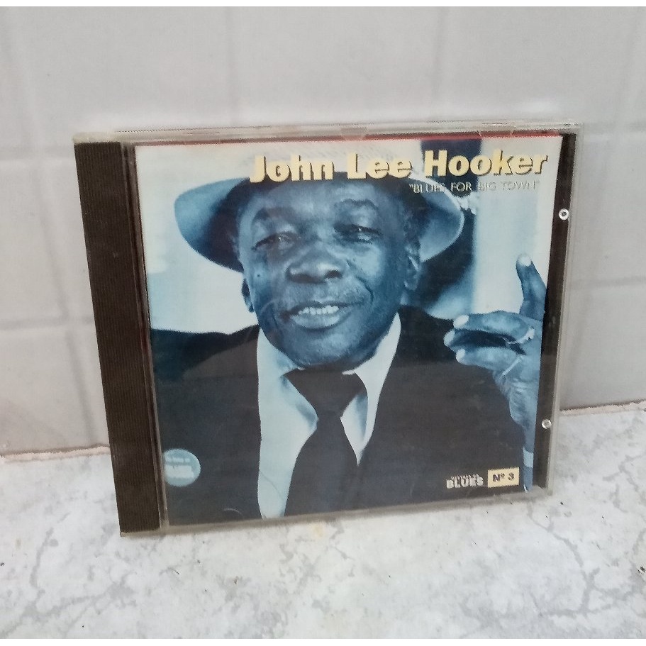 11 CDs blues John Lee Hooker Bo Diddley Bessie Smith John Mayall Howlin Wolf Albert King Lightnin Hopkins James Brown