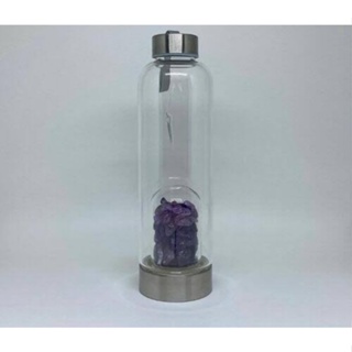 Garrafa de água feita de vidro com cristais naturais com alça (1 unidade) em Oferta na Shopee