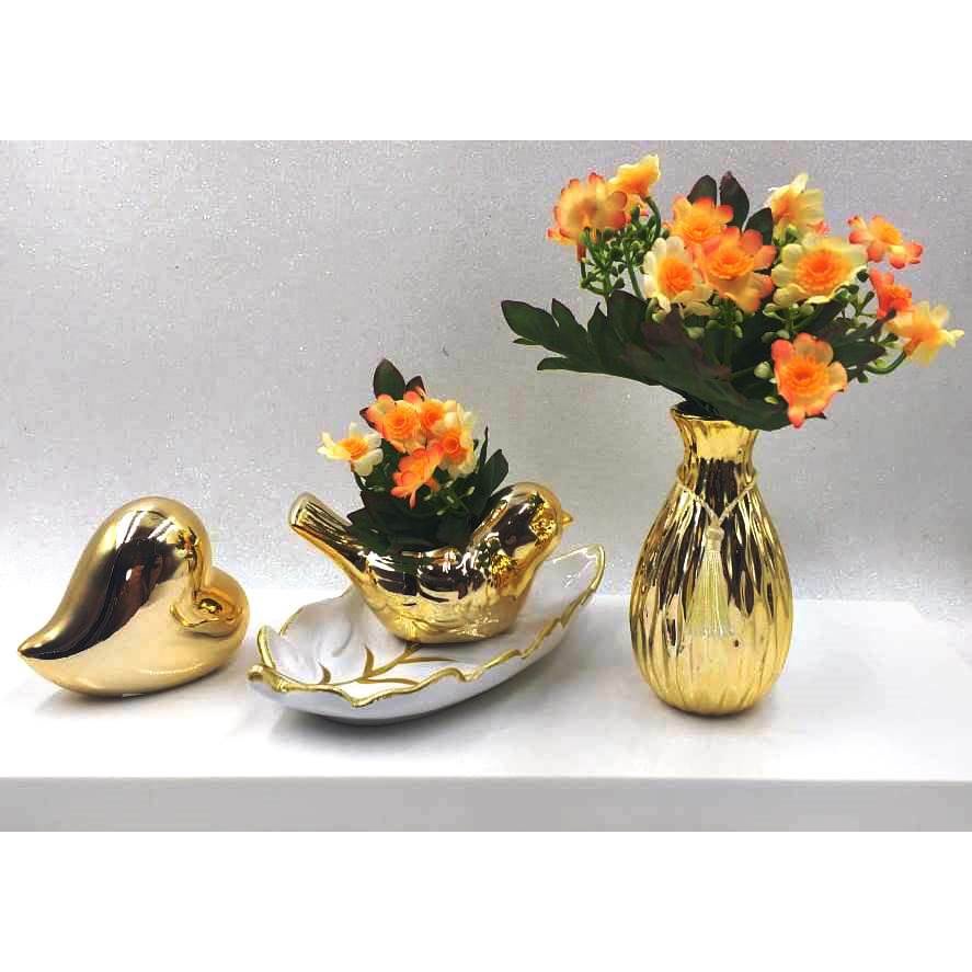 Jarro Porcelana Dourado 11 cm + Flores artificiais + Passarinho cachepot +  coração + bandeja - VASO JÁ COM FLORES | Shopee Brasil