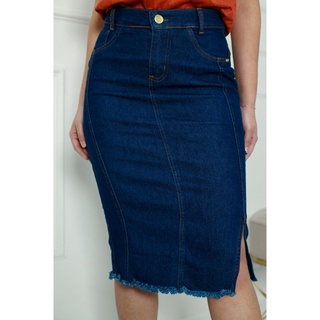 Saia Jeans Escuro Moda Evangélica Lápis Midi com Fenda Barra Desfiada Cintura Alta Secretária