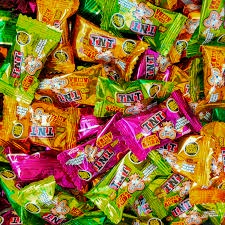 BALA MASTIGÁVEL TNT SUPER ÁCIDA (A GRANEL) pcte com 50 unidades