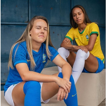 Camisa do Brasil Feminina Amarela Copa 2018 RETRO Seleção Brasileira Tailandesa