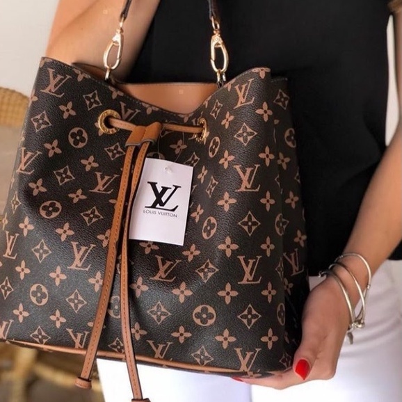 Bolsa Feminina Louis Vuiton Noé com Estampa LV Premium