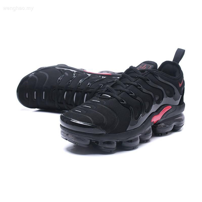 vapormax plus preto e vermelho