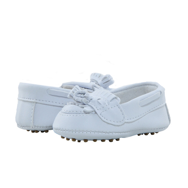Calçados Sapatinho de Bebê - Mocassim Masculino - Bicho de Pé- Sintético Branco com Sola de Pião Caramelo
