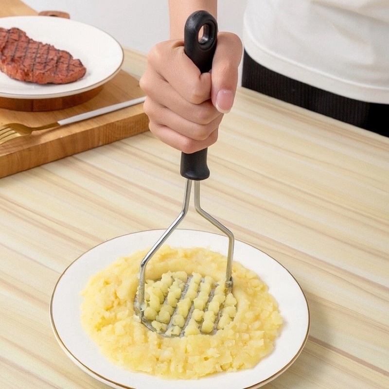 Espremedor De Batata Legumes Feijão -Aço Inox Com Cabo Plástico