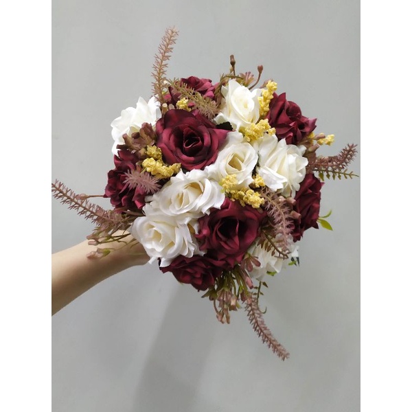 Buque de Noiva Branco/Marsala feito com Flores Artificiais p/Casamento |  Shopee Brasil