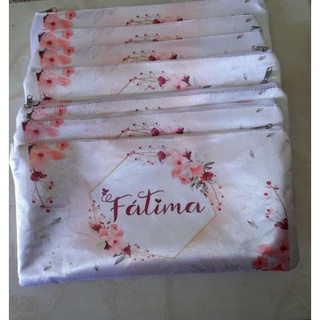 1 necessaire personalizada para sandália.