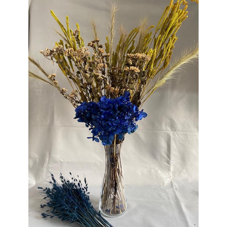 Buquê de Flores Seca Desidratada e Azul Serenity Tiffany Casamento, Noiva,  Decoração, Arranjo e Festa | Shopee Brasil