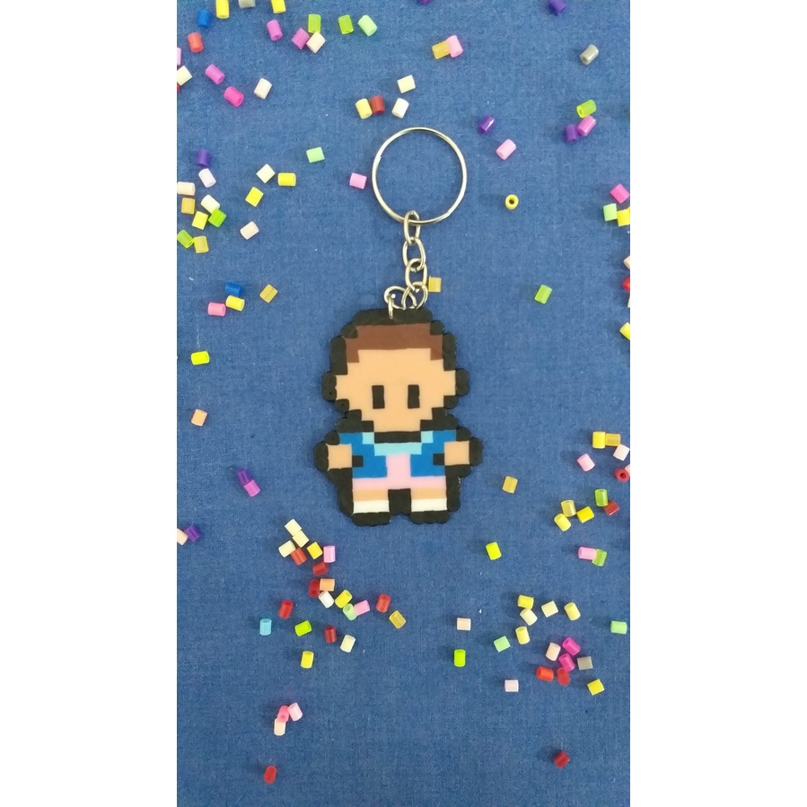 Chaveiro Eleven (Stranger things) hama beads perler beads pixel art Shopee Brasil