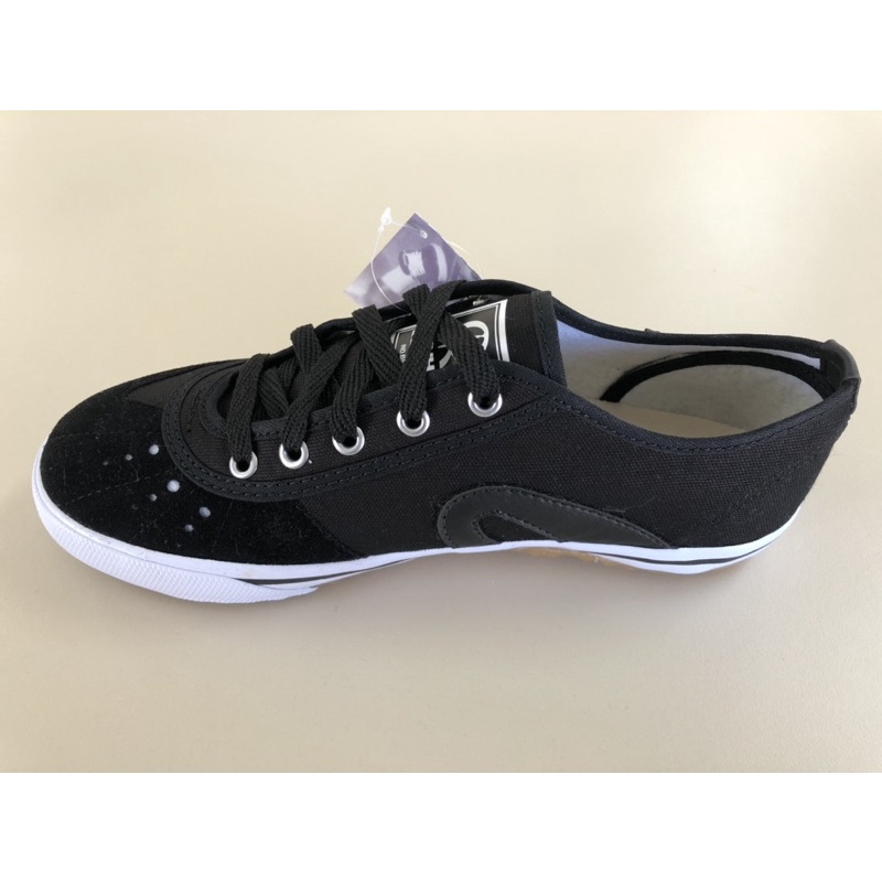 Tênis rainha vôlei,capoeira, corrida ,academia, vulcanizado com solado de borracha