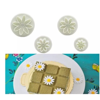 Kit De 4 Cortadores Com Ejetor Formato De Flor Para Biscuits E Massas Em Geral Confeitarias E Cozinhas
