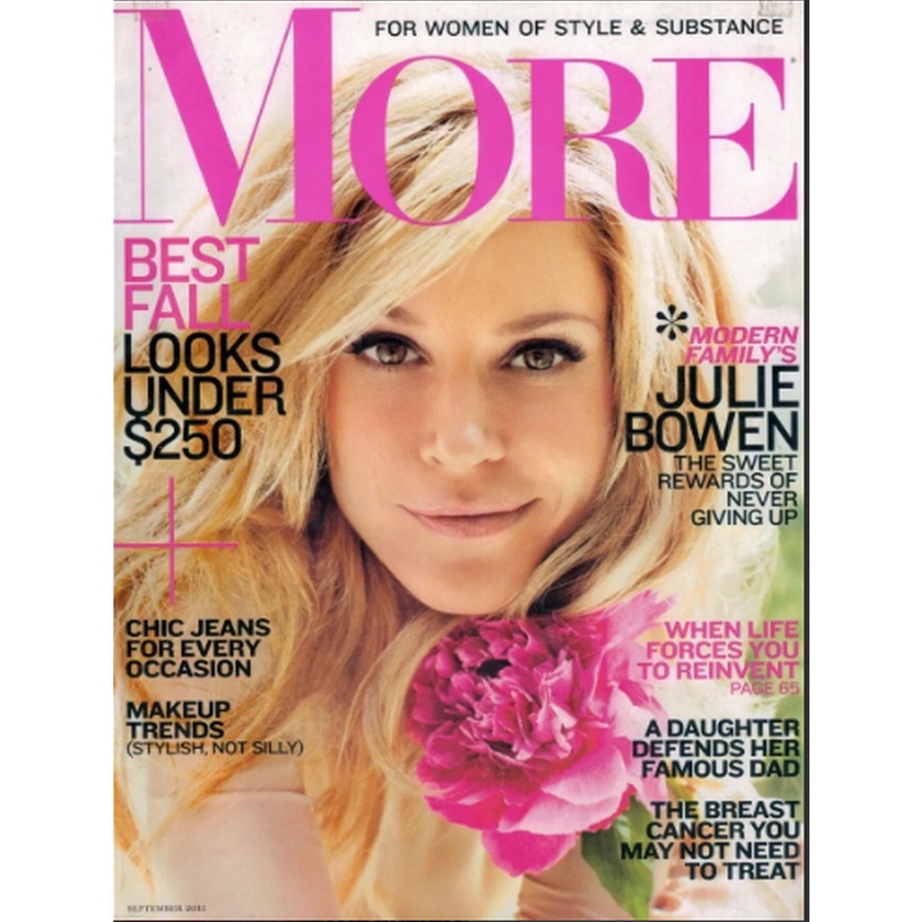 REVISTA MORE, DE SETEMBRO DE 2011, COM JULIE BOWEN NA CAPA.
