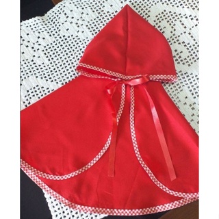 Capa Infantil Chapeuzinho Vermelho com acabamento xadrez em Oferta na Shopee